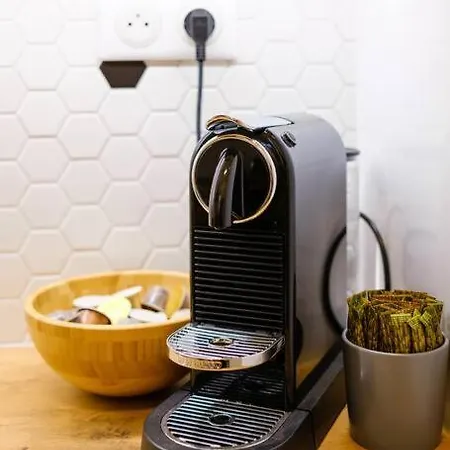 Moderny V Starom Meste Apartmán *