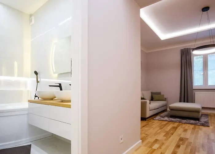 Moderny V Starom Meste *