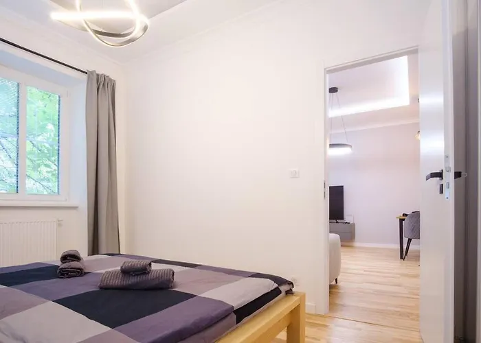 Moderny V Starom Meste * Bratislava